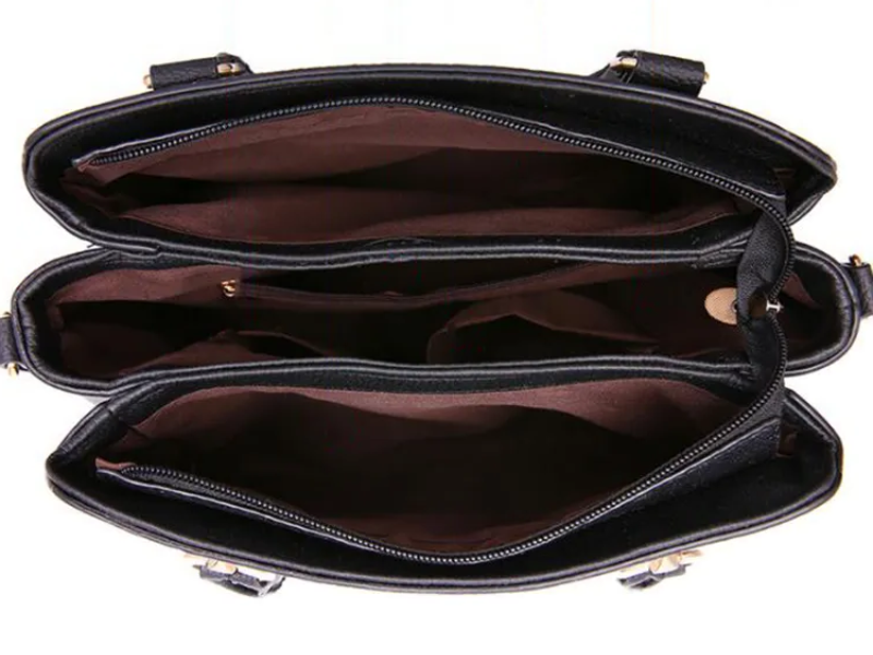 Klaire Crossbody Tas | Charmant & Trendy in de kleur Zwart voor dames in stijl geschikt voor alle seizoenen.