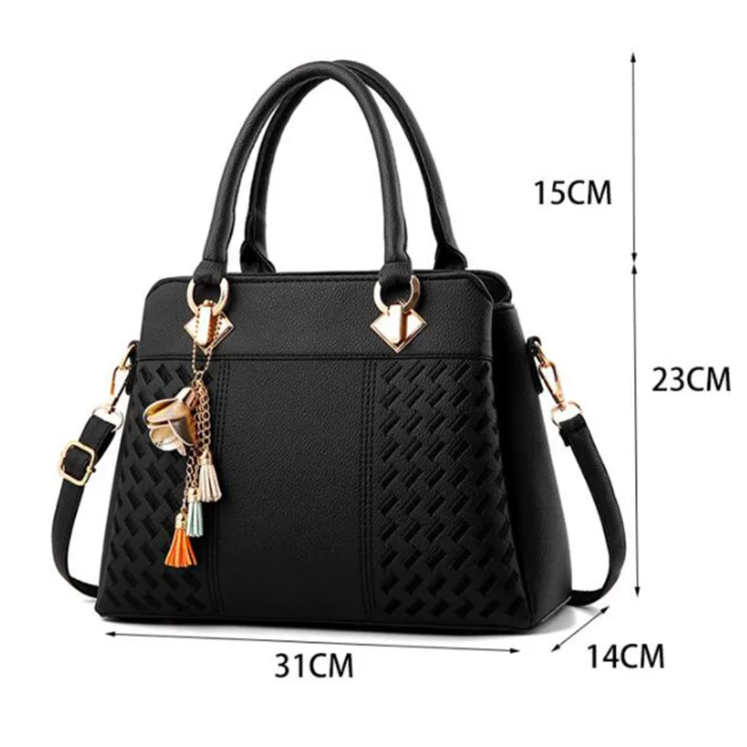 Klaire Crossbody Tas | Charmant & Trendy in de kleur Zwart voor dames in stijl geschikt voor alle seizoenen.