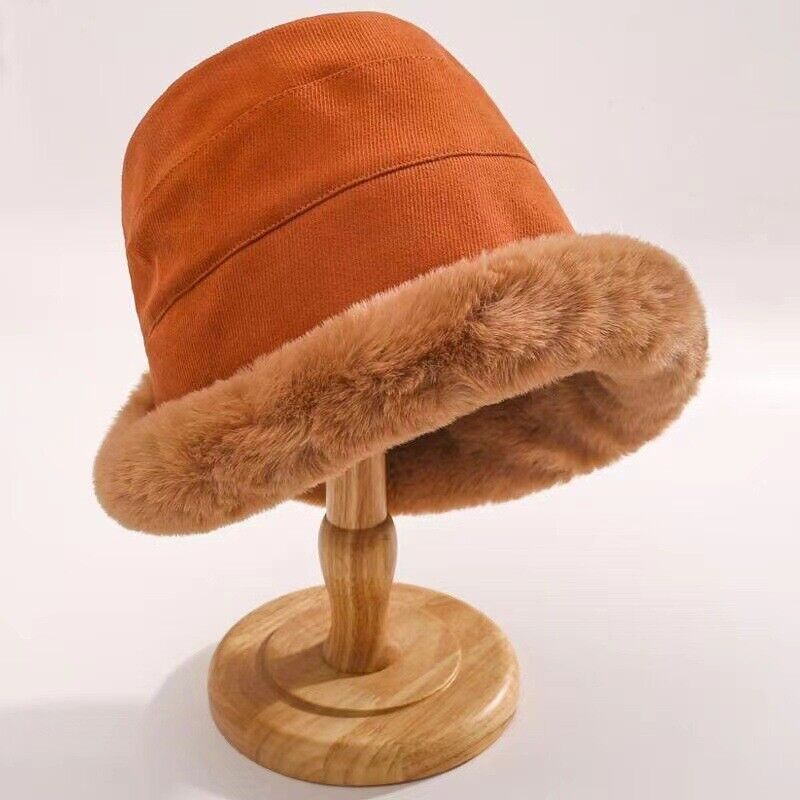 Klara | Klassiek & stijlvol winter vissershoedje in de kleur Caramel voor dames in Heritage stijl ideaal voor de winter