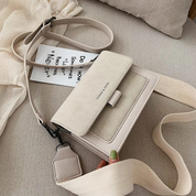 Kristel Crossbody Tas | Met handige flip-opening in de kleur Beige voor dames in stijl geschikt voor alle seizoenen.