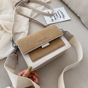 Kristel Crossbody Tas | Met handige flip-opening in de kleur Khaki voor dames in stijl geschikt voor alle seizoenen.