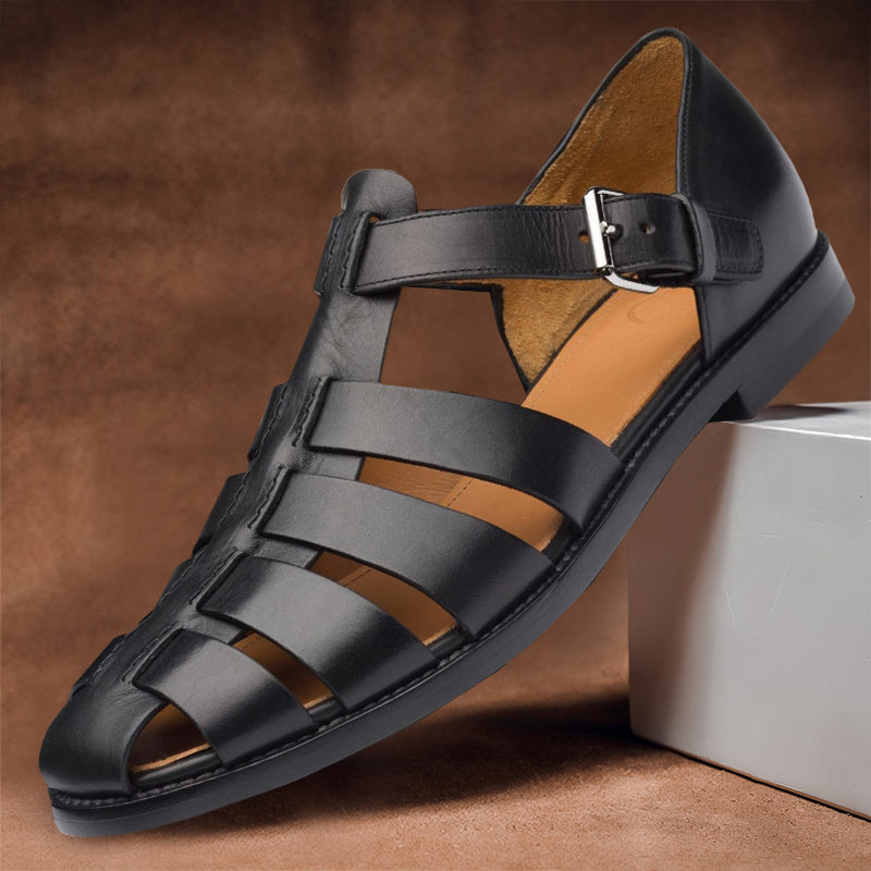 Lars | Leren sandalen in de kleur Zwart voor heren in stijl ideaal voor de lente.
