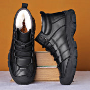 Laurens | Waterdichte winterlaarzen voor mannen met wollen voering in de kleur Zwart voor heren in Heritage stijl ideaal voor de winter