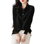 Lena | Elegante blouse met opstaande kraag en knoopsluiting. in de kleur Zwart voor in stijl ideaal voor de herfst.