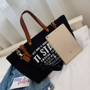 Lexie Grote Draagtas | Casual & Trendy in de kleur Blauw voor dames in stijl geschikt voor alle seizoenen.