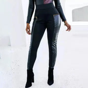 Lia | Stijlvolle hoge taille broek in de kleur Zwart voor dames in stijl geschikt voor alle seizoenen.