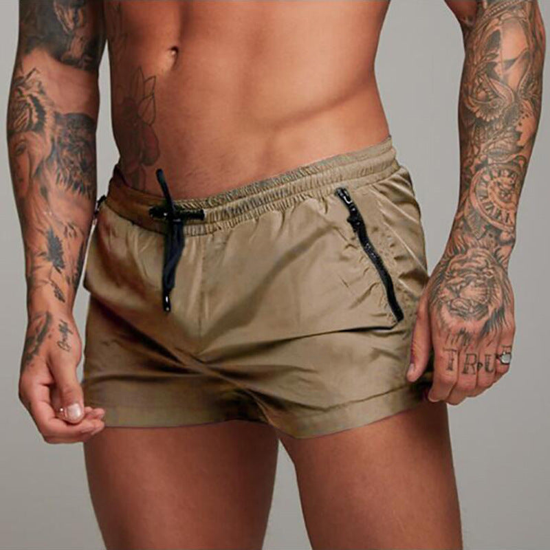 Liam Swim Trunks | Upgrade je zomerstijl met onze must-have zwembroek in de kleur Khaki voor heren in Beach stijl ideaal voor de zomer.