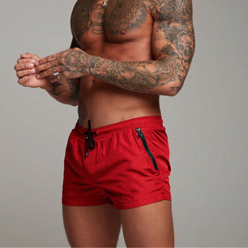 Liam Swim Trunks | Upgrade je zomerstijl met onze must-have zwembroek in de kleur Rood voor heren in Beach stijl ideaal voor de zomer.