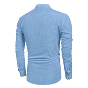 Linnen overhemd voor mannen in de kleur Lichtblauw voor heren in stijl ideaal voor de zomer.