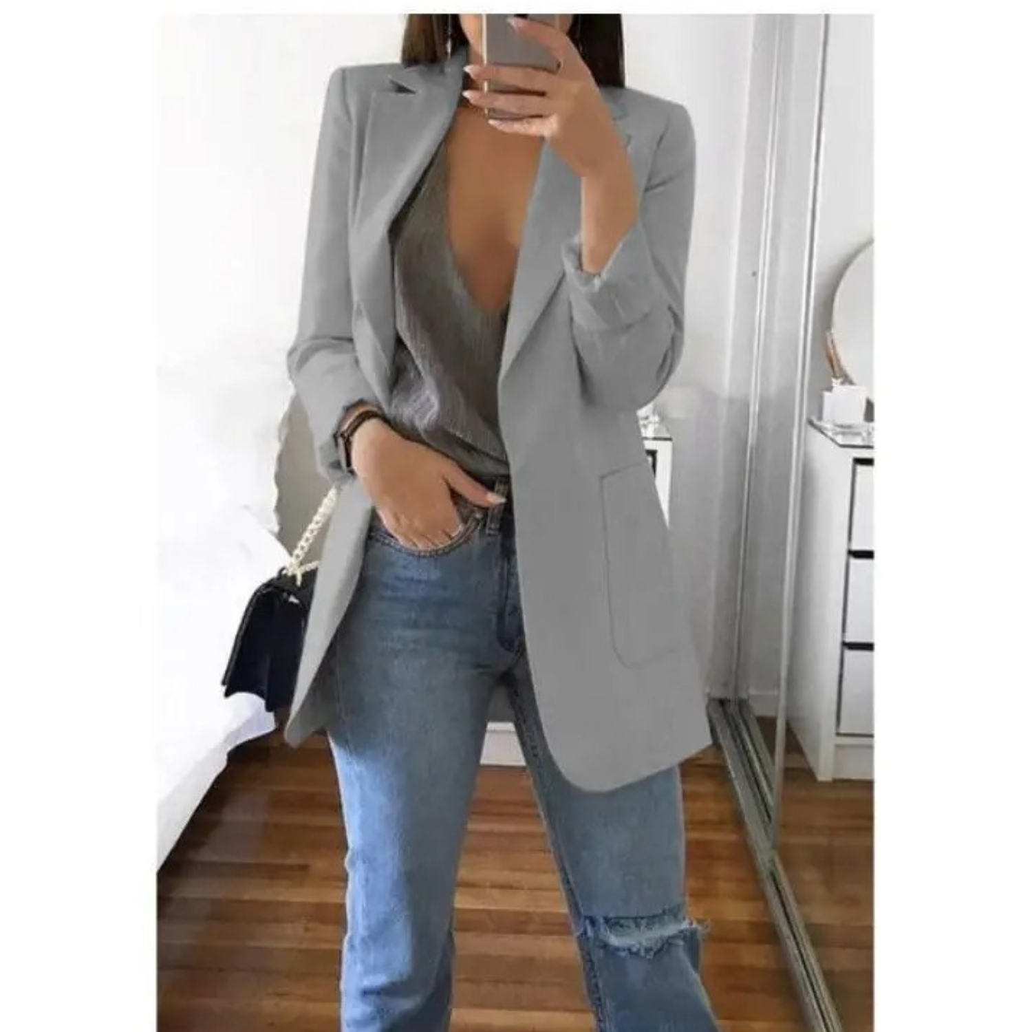 Lisa | Lange blazer voor dames in de kleur Lichtgrijs voor dames in Formal stijl geschikt voor alle seizoenen.