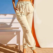 Lisanne | Elegante damesbroek. in de kleur Abrikoos voor dames in stijl ideaal voor de lente.