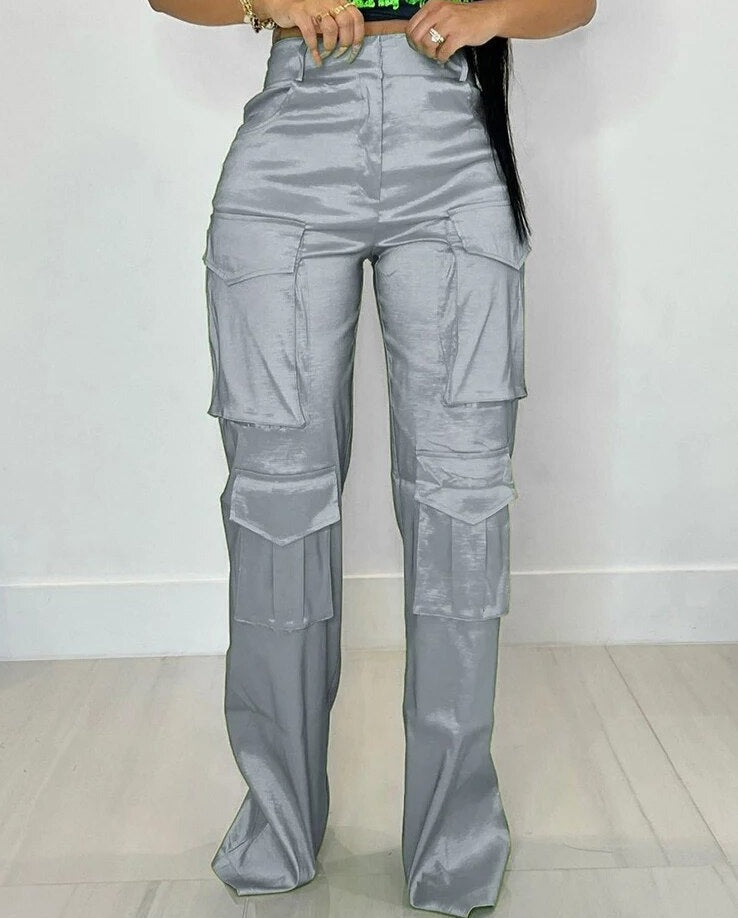 Lise | Satijnen Nachtleven Broek in de kleur Zilver voor dames in Lounge stijl ideaal voor de herfst.