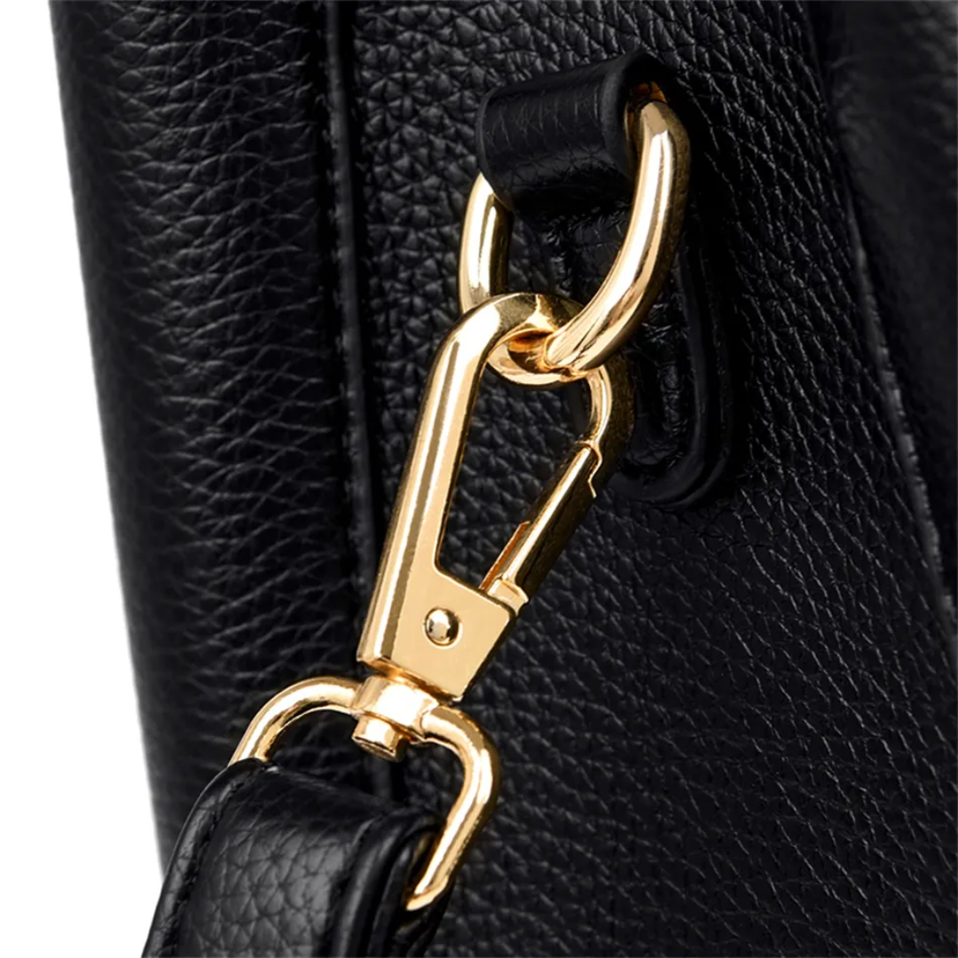 Lizie Draagtas | Luxe & Trendy in de kleur Rood voor dames in stijl geschikt voor alle seizoenen.