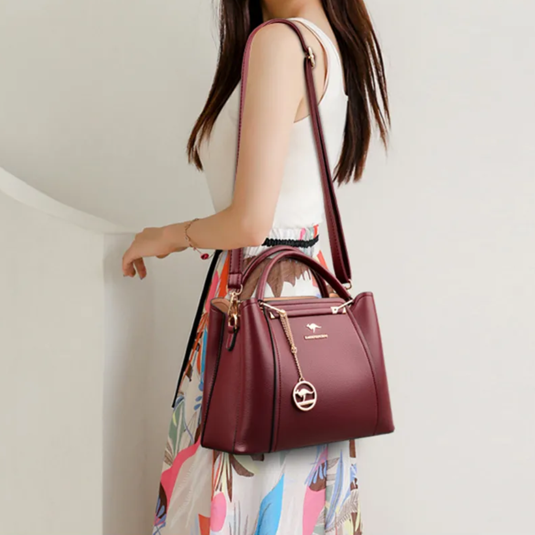 Lizie Draagtas | Luxe & Trendy in de kleur Rood voor dames in stijl geschikt voor alle seizoenen.