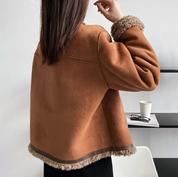 Lola | Luxe fleece jas in de kleur Bruin voor dames in stijl ideaal voor de herfst.