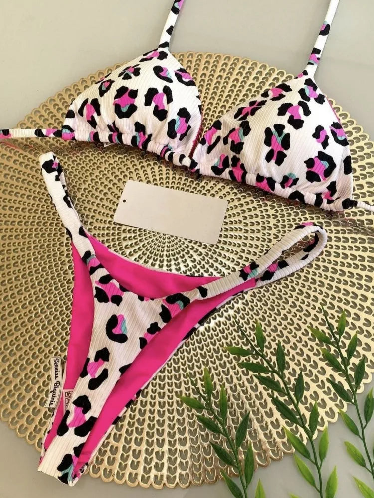 Lotte | Schattige & sexy bikini in de kleur Enkele kers voor dames in Beach stijl ideaal voor de zomer.