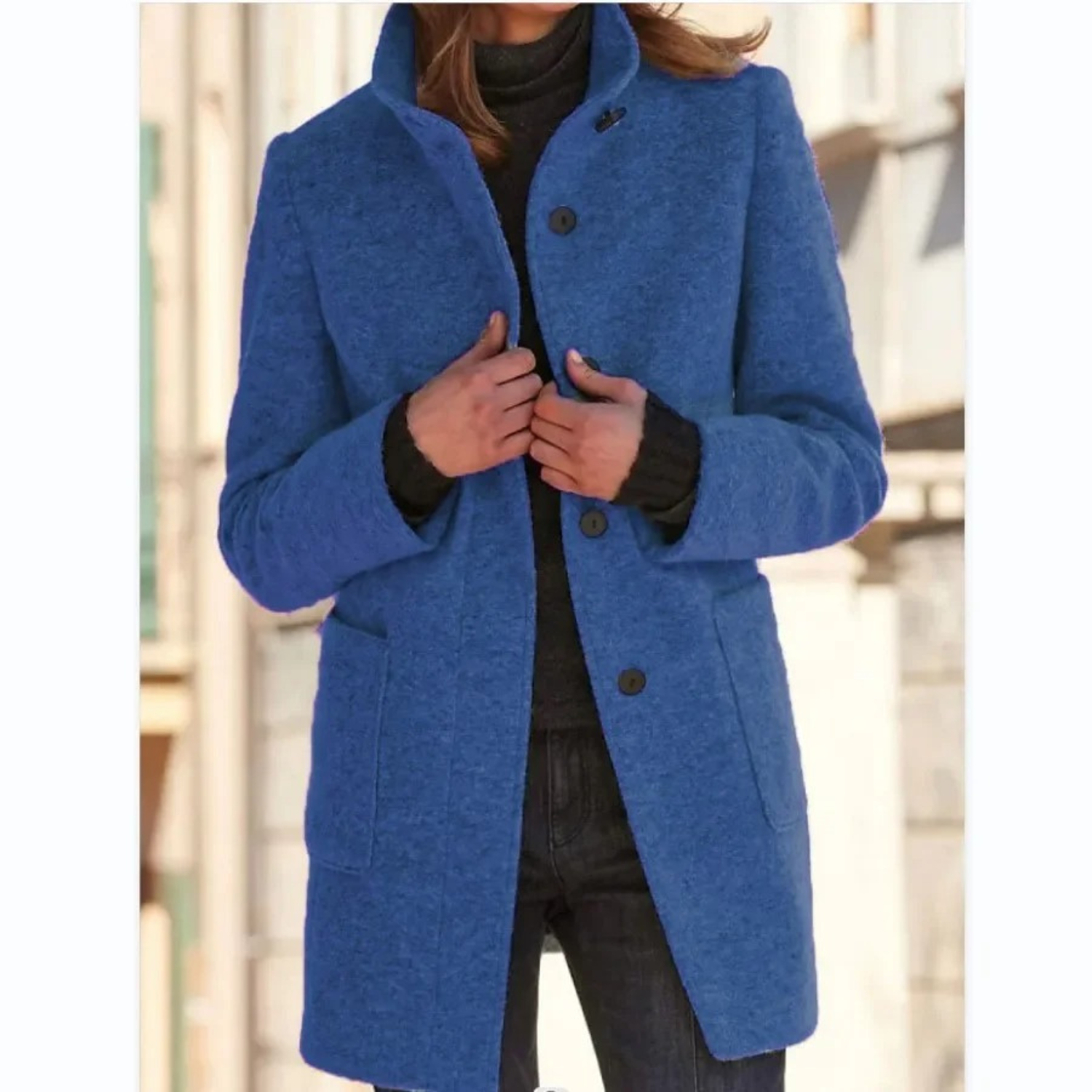 Lotte | Winddichte damesmantel met opstaande kraag in de kleur Blauw voor dames in Outdoor stijl ideaal voor de herfst.