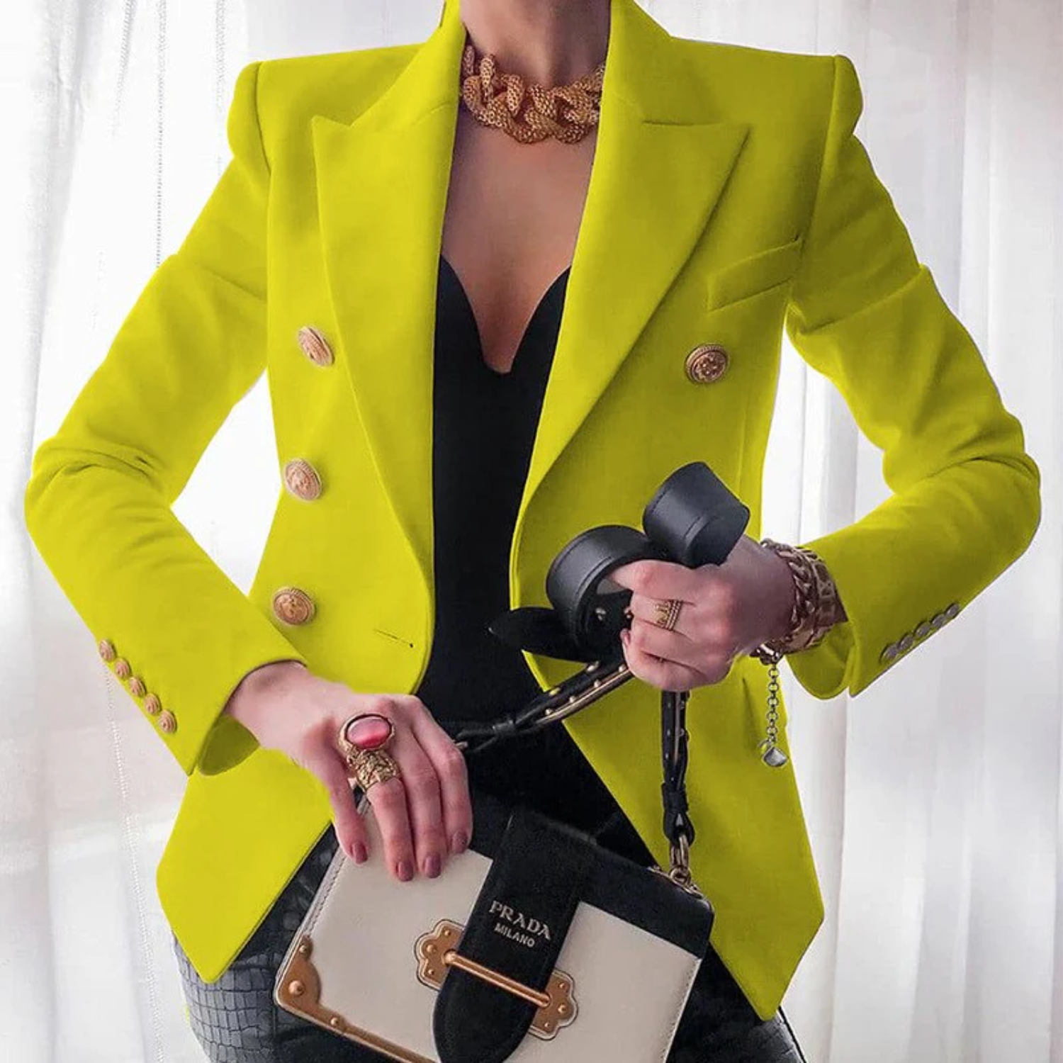 Louise | Comfortabele luxe blazer met knopen van katoen in de kleur Groen voor dames in Formal stijl geschikt voor alle seizoenen.