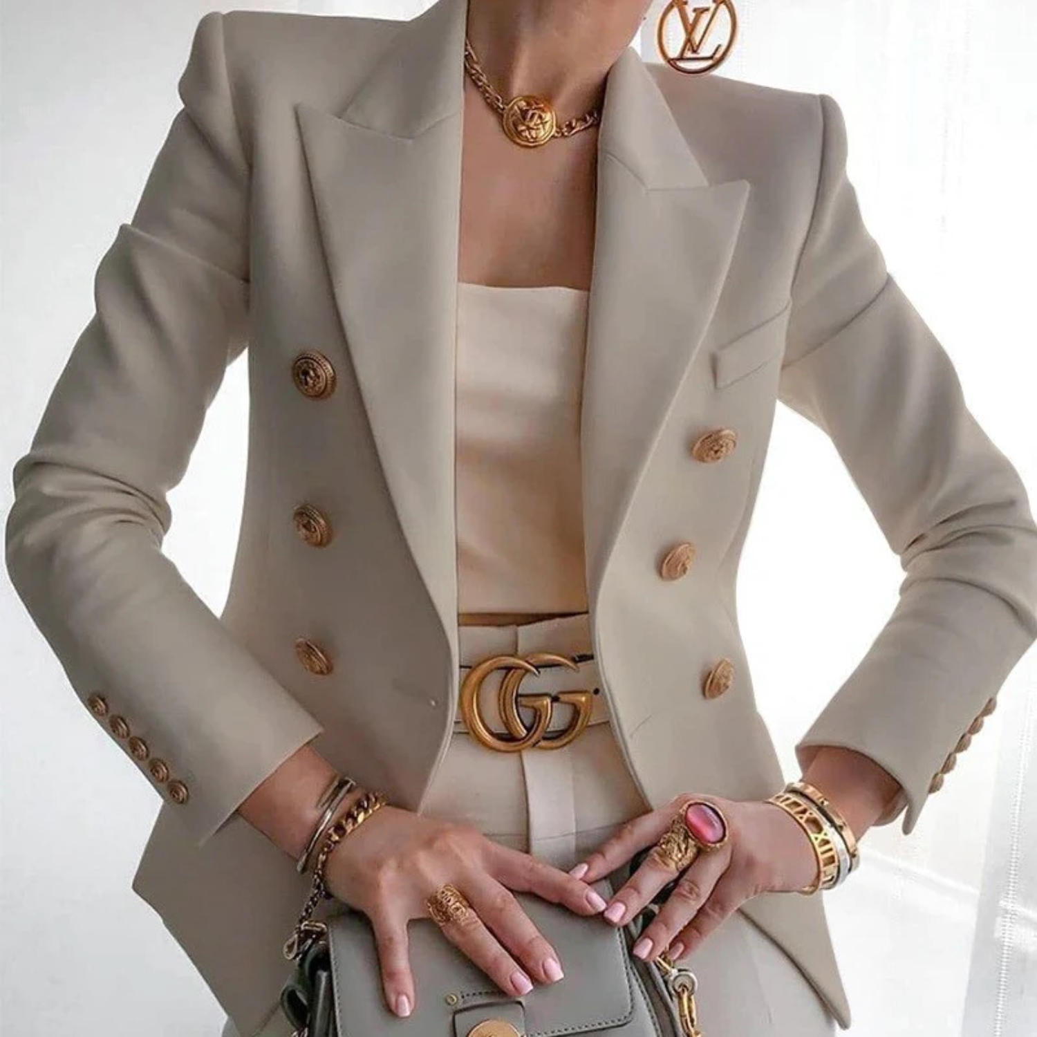 Louise | Comfortabele luxe blazer met knopen van katoen in de kleur Lichtbruin voor dames in Formal stijl geschikt voor alle seizoenen.