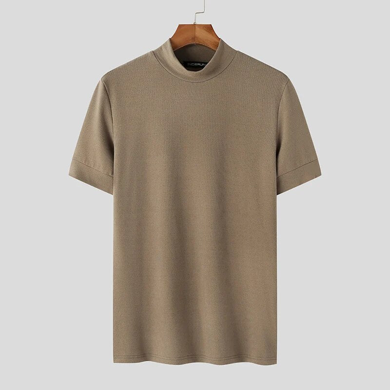 Lucas | Coltrui T-shirt in zomerse stijl in de kleur Khaki voor heren in stijl ideaal voor de zomer.