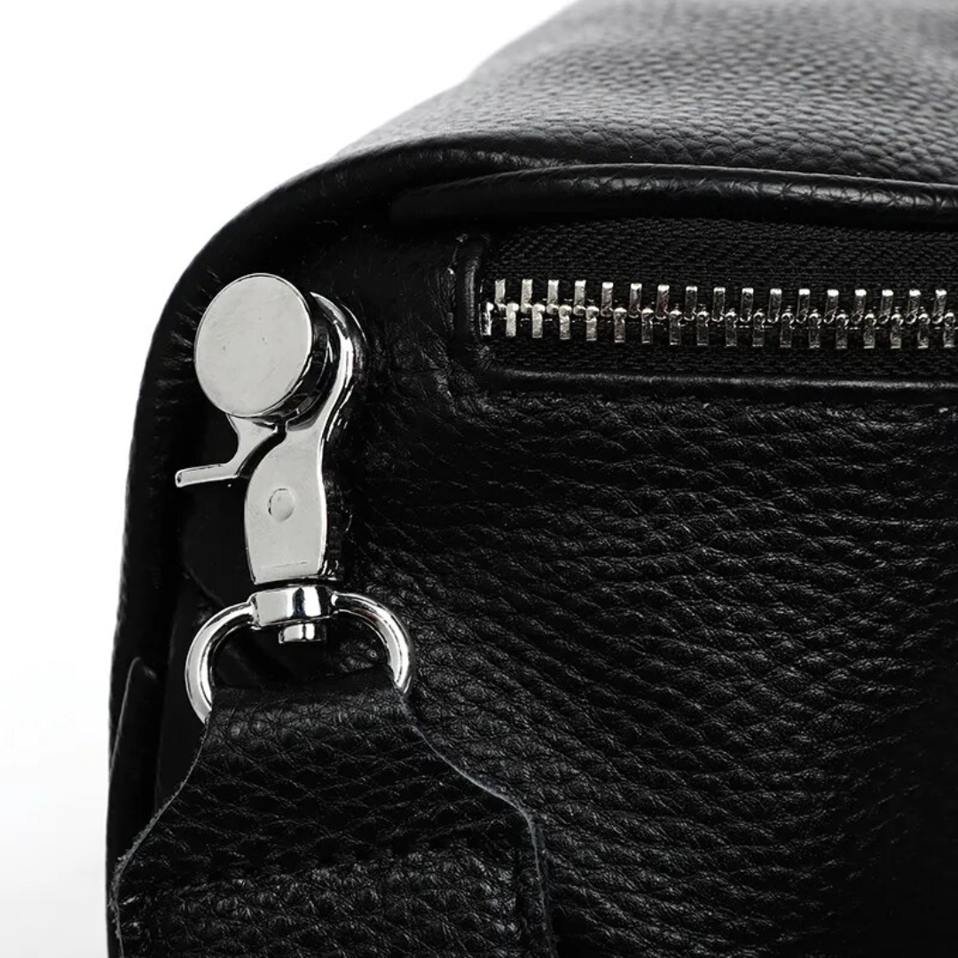 Lucy Leren Zadeltas | Schattig en trendy in de kleur Groen voor dames in stijl geschikt voor alle seizoenen.