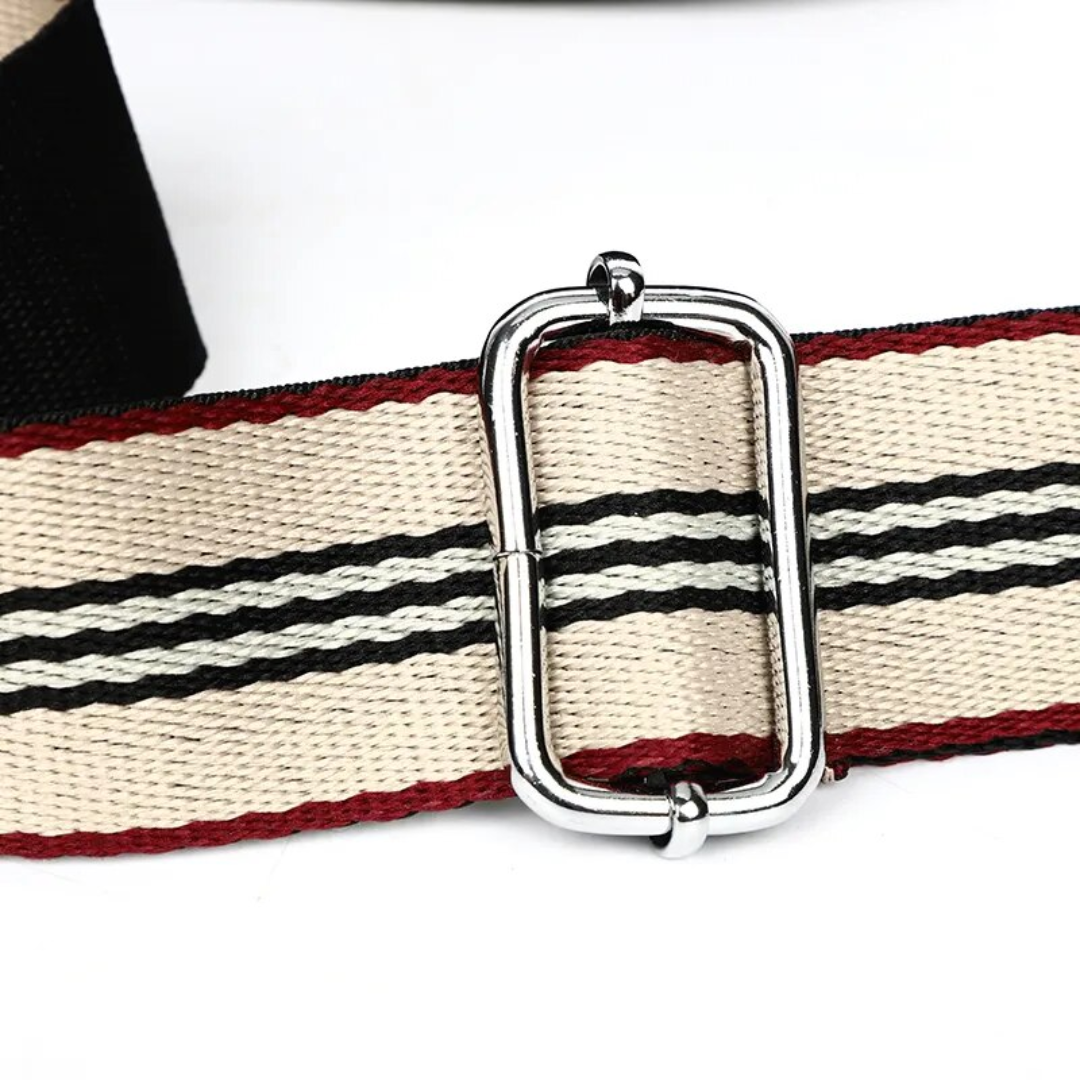 Lucy Leren Zadeltas | Schattig en trendy in de kleur Groen voor dames in stijl geschikt voor alle seizoenen.