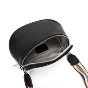 Lucy Leren Zadeltas | Schattig en trendy in de kleur Groen voor dames in stijl geschikt voor alle seizoenen.