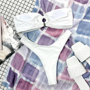 Luna | Trendy & sexy strapless bikini in de kleur Zwart voor dames in Beach stijl ideaal voor de zomer.