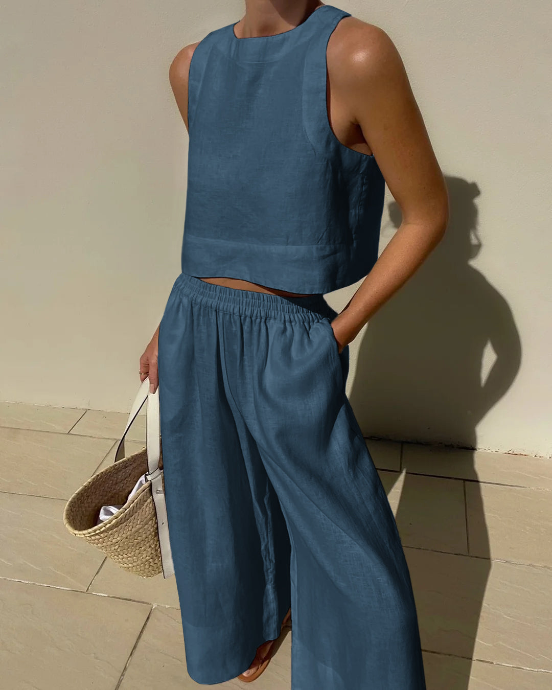 Luna | Tweedelige set voor vrouwen in de kleur Blauw voor dames in stijl ideaal voor de lente.
