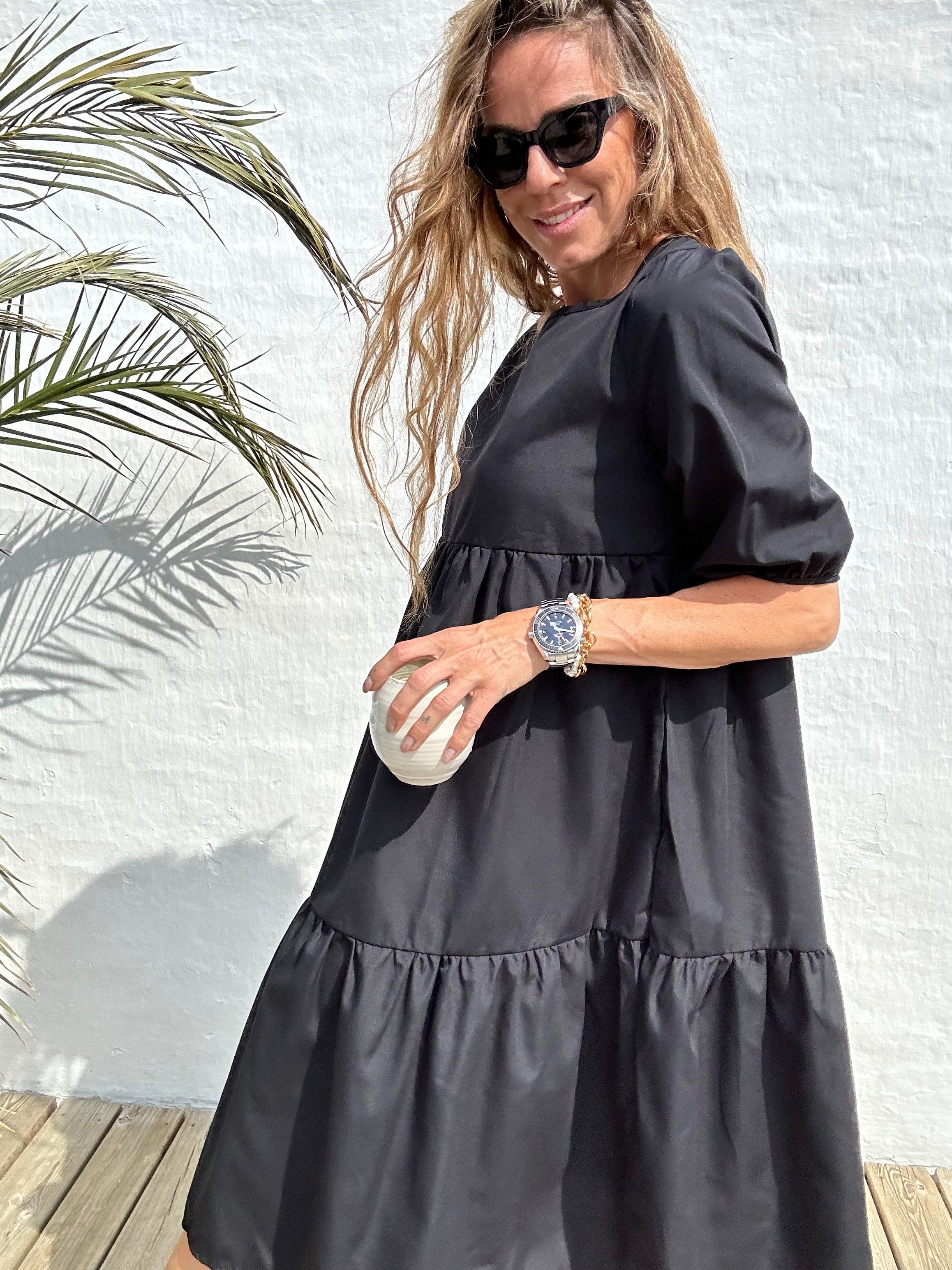 Mary | Shirt Jurk in de kleur XS/S voor dames in stijl ideaal voor de lente.