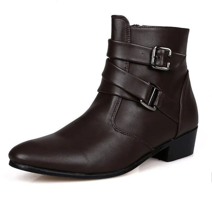 Maxime | Retro heren enkelboots met dubbele gespsluiting. in de kleur Bruin voor heren in stijl ideaal voor de herfst.