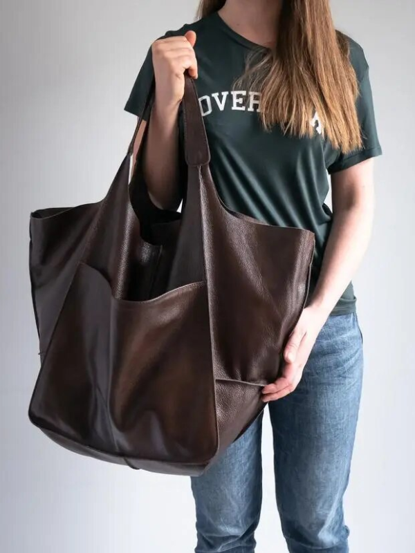 Maxine Dames Strandtas | Klassiek & Uniek in de kleur Koffie voor dames in Beach stijl ideaal voor de zomer.
