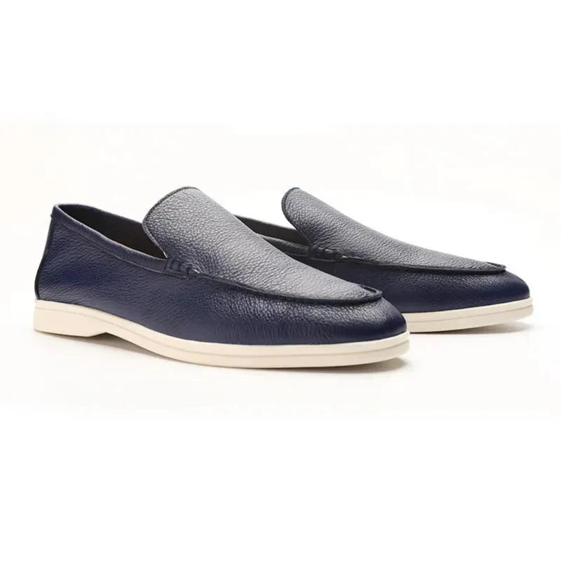 Mex | Cowhide leren loafers in de kleur Marineblauw voor heren in Smart-casual stijl ideaal voor de lente.