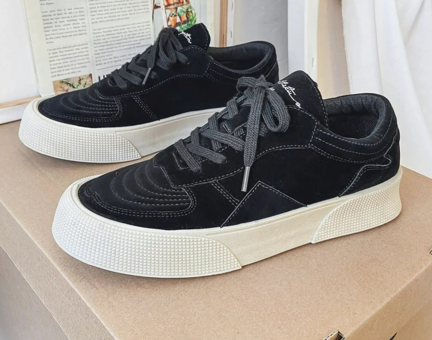 Mila | Trendy canvas platform sneakers in de kleur Zwart voor heren in Streetwear stijl ideaal voor de herfst.