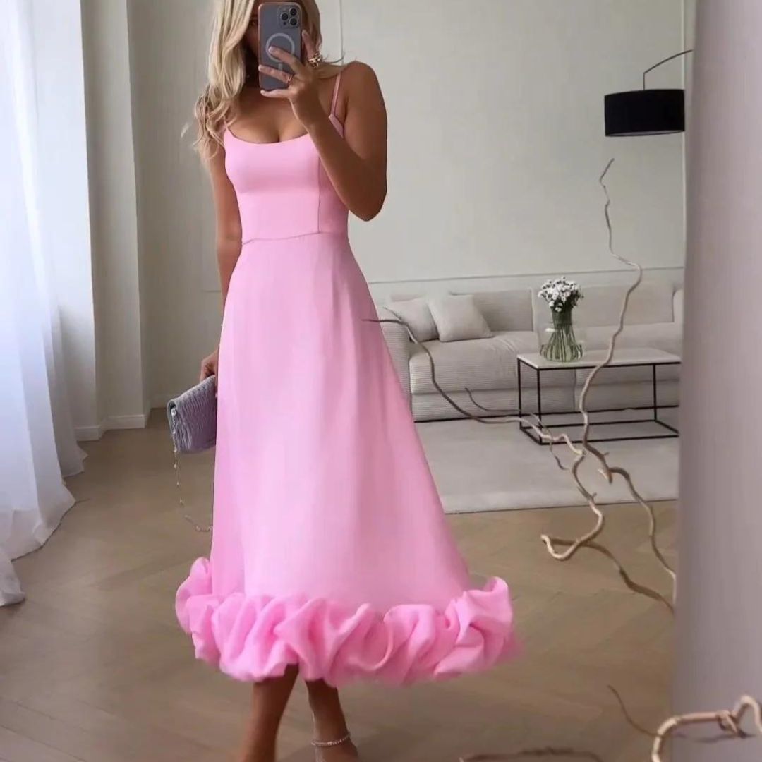 Miriam | Charmante midi-jurk met volants in de kleur Roze voor dames in stijl ideaal voor de lente.