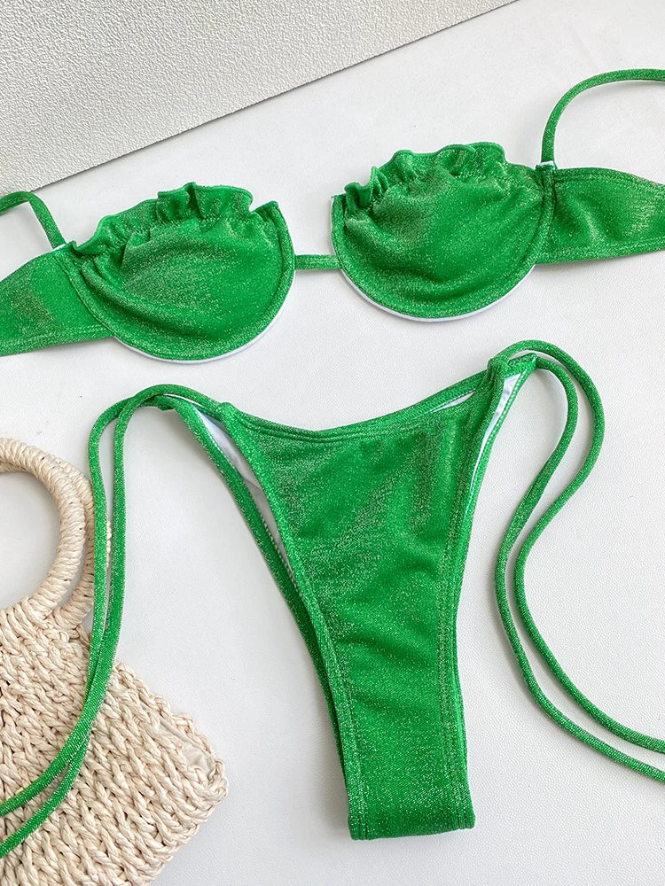 Mirthe | Vrolijke & stijlvolle bikini in de kleur Zwart voor dames in Beach stijl ideaal voor de zomer.