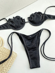 Mirthe | Vrolijke & stijlvolle bikini in de kleur Zwart voor dames in Beach stijl ideaal voor de zomer.