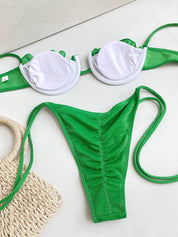 Mirthe | Vrolijke & stijlvolle bikini in de kleur Zwart voor dames in Beach stijl ideaal voor de zomer.