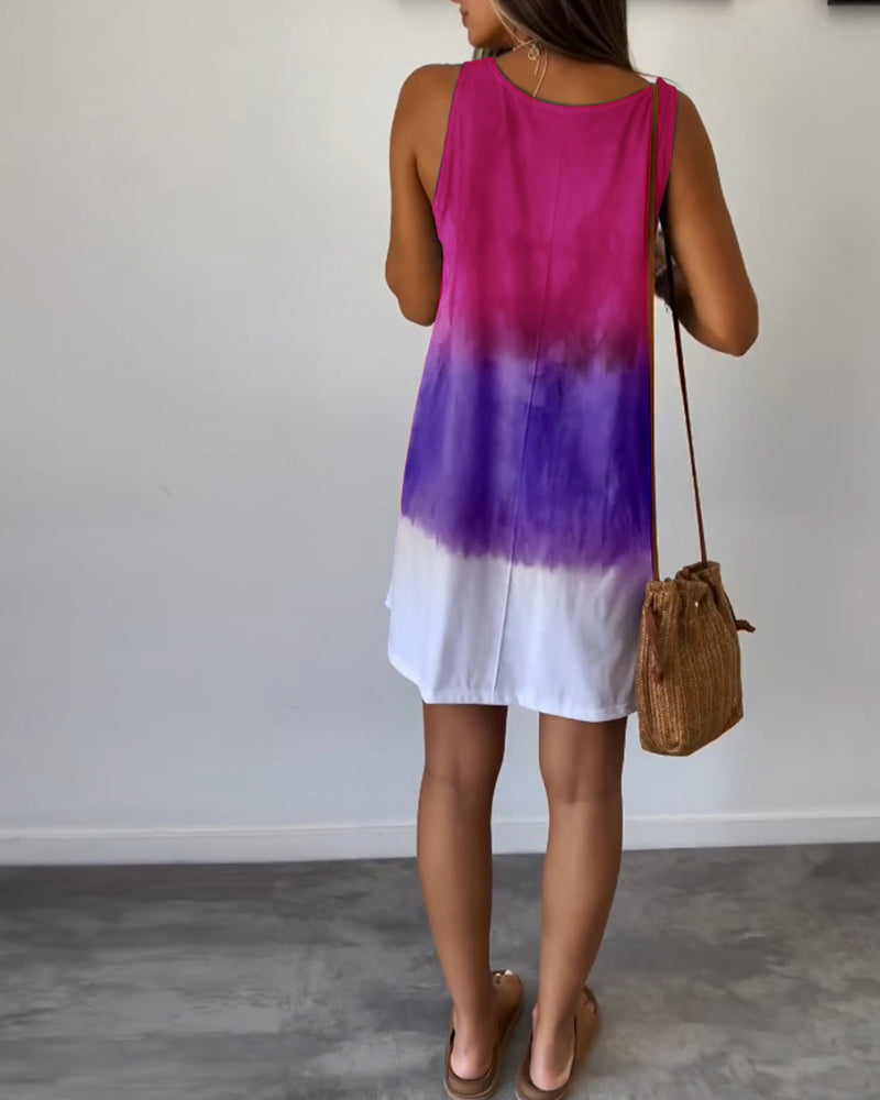 Mouwloze Vrijetijdsjurk in de kleur Grijs voor dames in stijl ideaal voor de zomer.