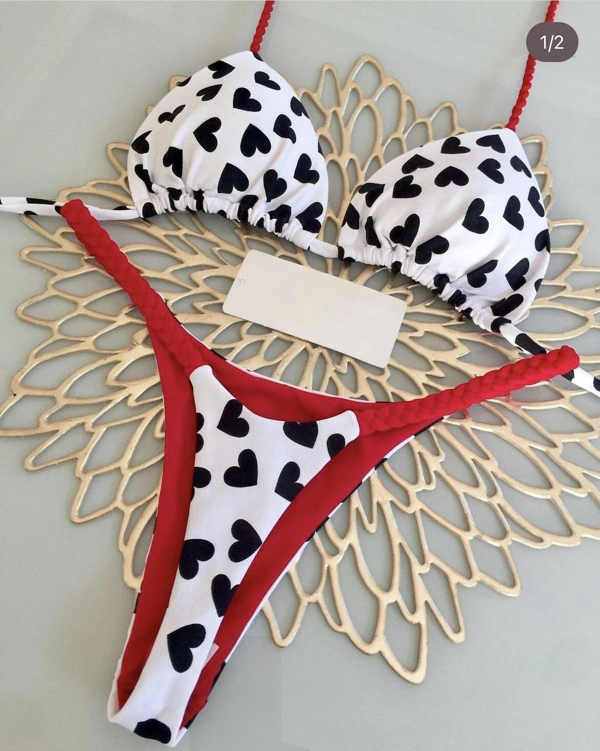 Nina | Kleurrijke & stijlvolle bikini in de kleur Zwart Hart voor dames in Beach stijl ideaal voor de zomer.