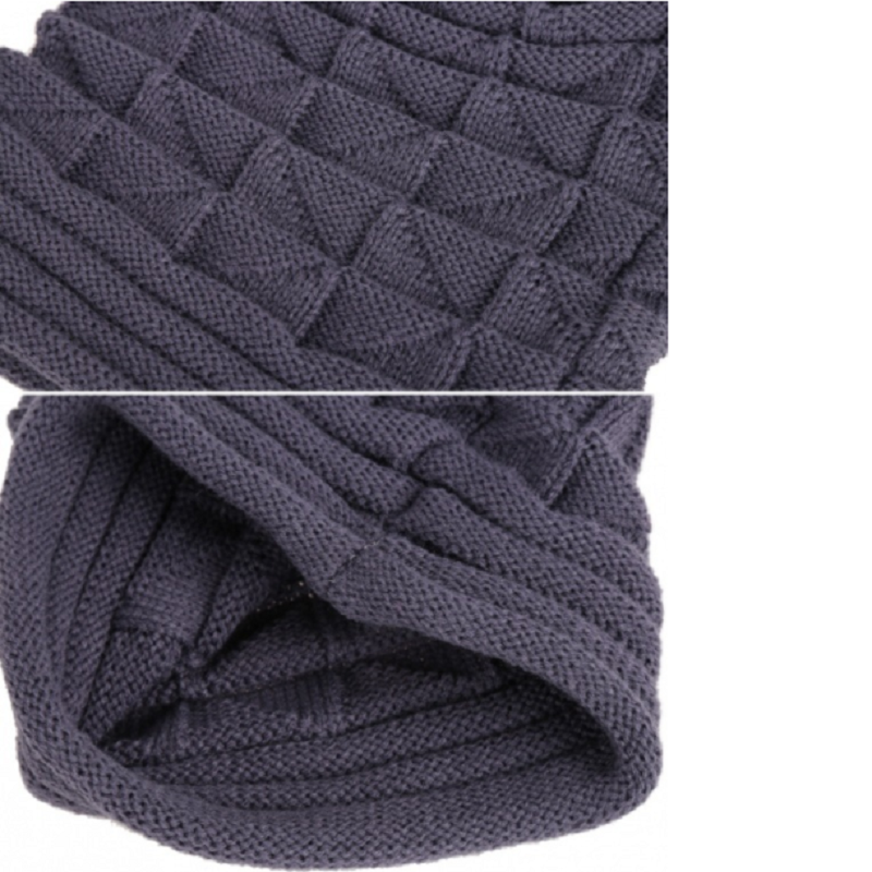 Nina | Warme & comfortabele gebreide beanie in de kleur Zwart voor dames in Lounge stijl ideaal voor de winter