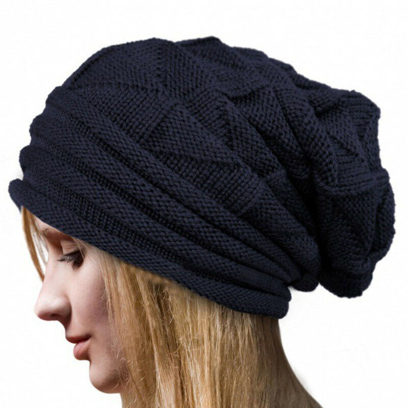 Nina | Warme & comfortabele gebreide beanie in de kleur Donkerblauw voor dames in Lounge stijl ideaal voor de winter