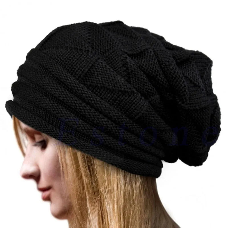 Nina | Warme & comfortabele gebreide beanie in de kleur Zwart voor dames in Lounge stijl ideaal voor de winter