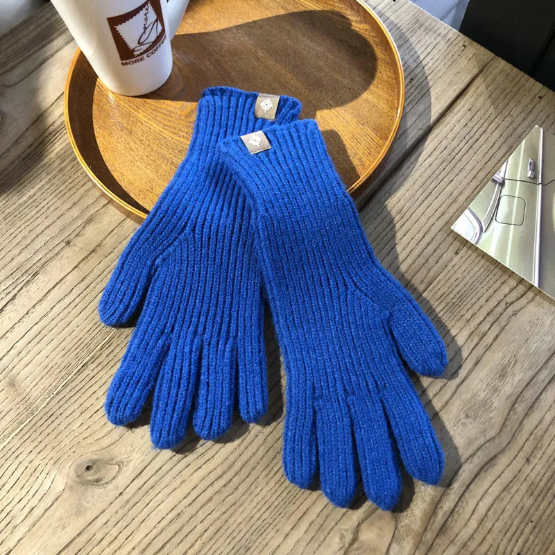 Nina | Warme & stijlvolle gebreide dames handschoenen in de kleur Blauw voor dames in Lounge stijl ideaal voor de winter