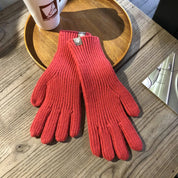 Nina | Warme & stijlvolle gebreide dames handschoenen in de kleur Rood voor dames in Lounge stijl ideaal voor de winter