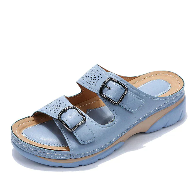 Noa | Comfortabele parel sandalen in de kleur Bruin voor dames in stijl ideaal voor de zomer.
