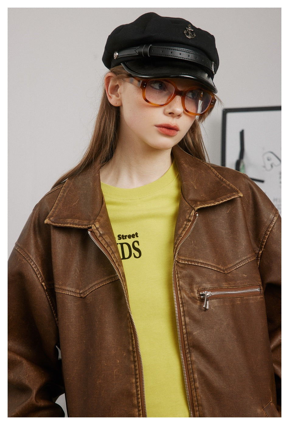 Olivia | Diep Gewassen Leren Jas in de kleur Koffie voor dames in stijl ideaal voor de herfst.