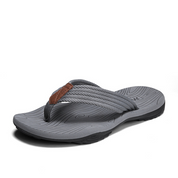 Orthopdische comfortabele teenslippers in de kleur Zwart voor dames in Beach stijl ideaal voor de zomer.