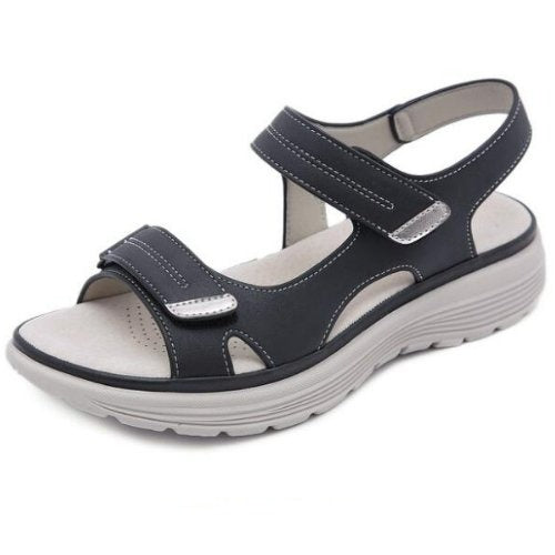 Orthopedische Sandalen met voetboogsteun in de kleur Zwart voor dames in stijl ideaal voor de zomer.
