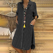 Pangai | Stijlvolle lentejurk van denim in de kleur Zwart voor dames in Heritage stijl ideaal voor de lente.